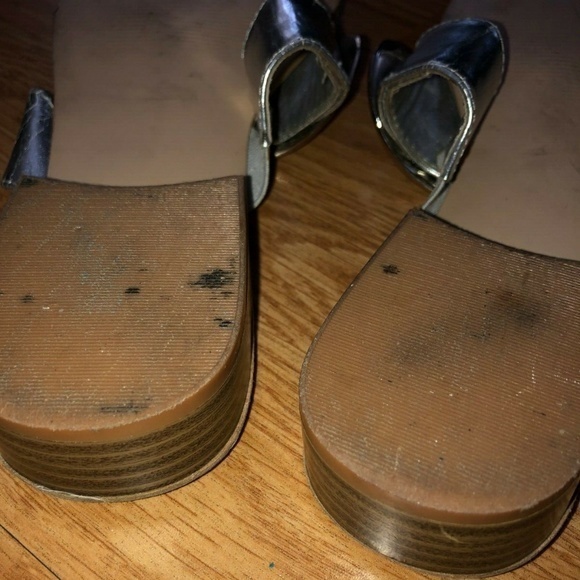 Express‎ Sandals Thongs Silver Metallic Women’s Size 8 - Picture 6 of 8